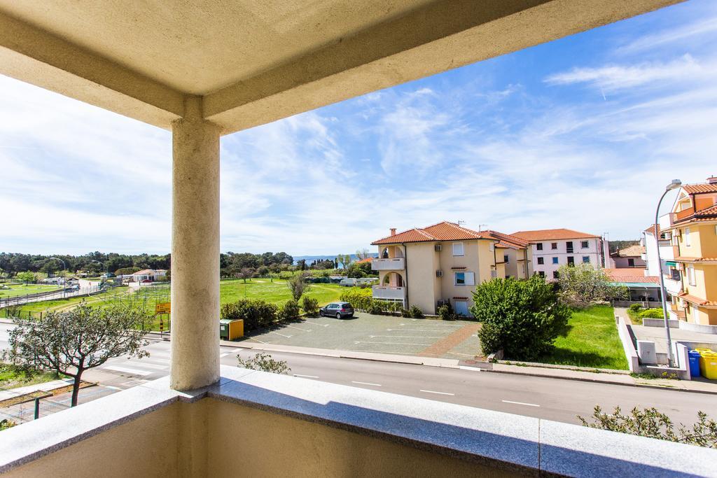 Apartments Vedran Punat Buitenkant foto